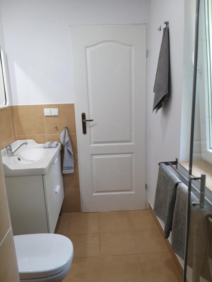 Dom Nad Jeziorem Suszewskim, Swietne. Holiday home *